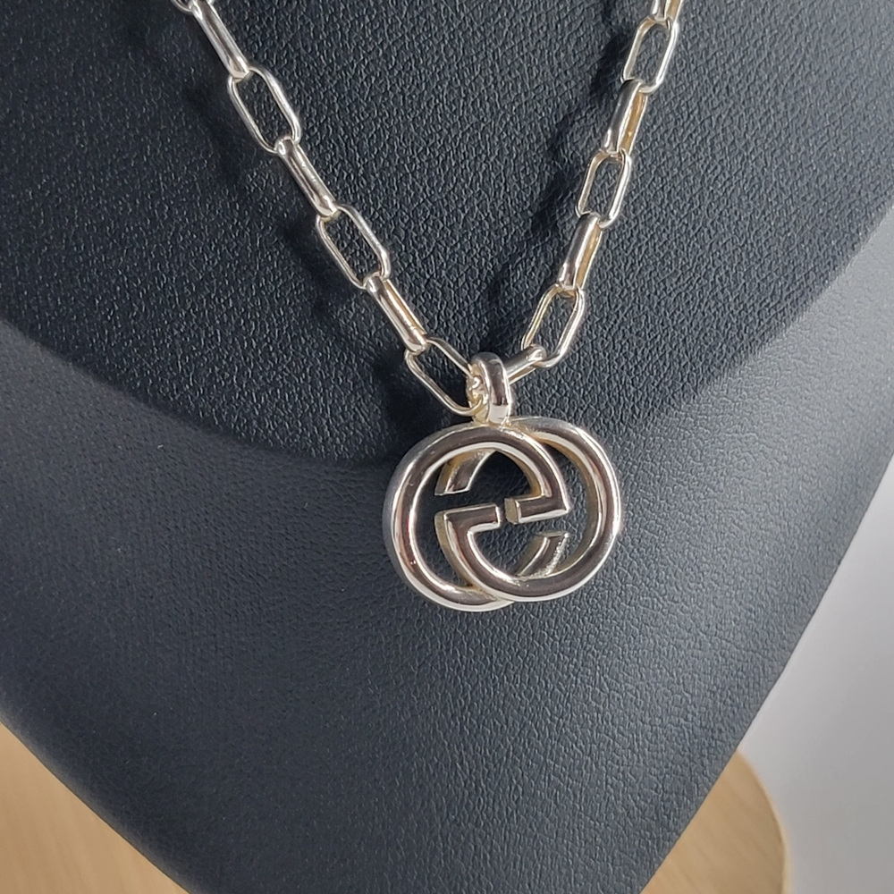 GUCCI Interlocking G Silver 925 Pendant Necklace - Picture 3 of 7